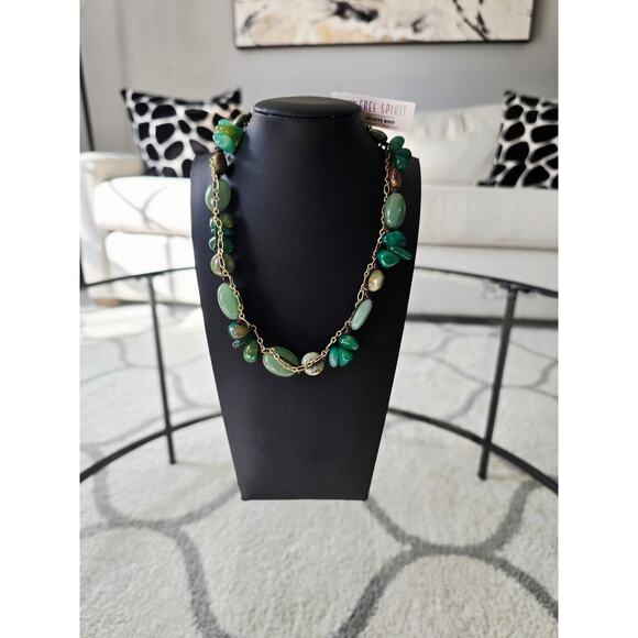 Peyote Bird Free Spirit Green Stone Necklace NWT - Picture 1 of 3